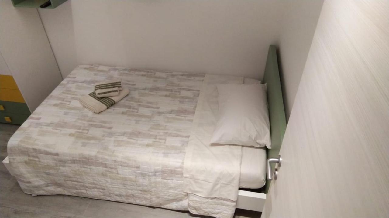 B&B Hibiscus Porto Sant'Elpidio Bagian luar foto